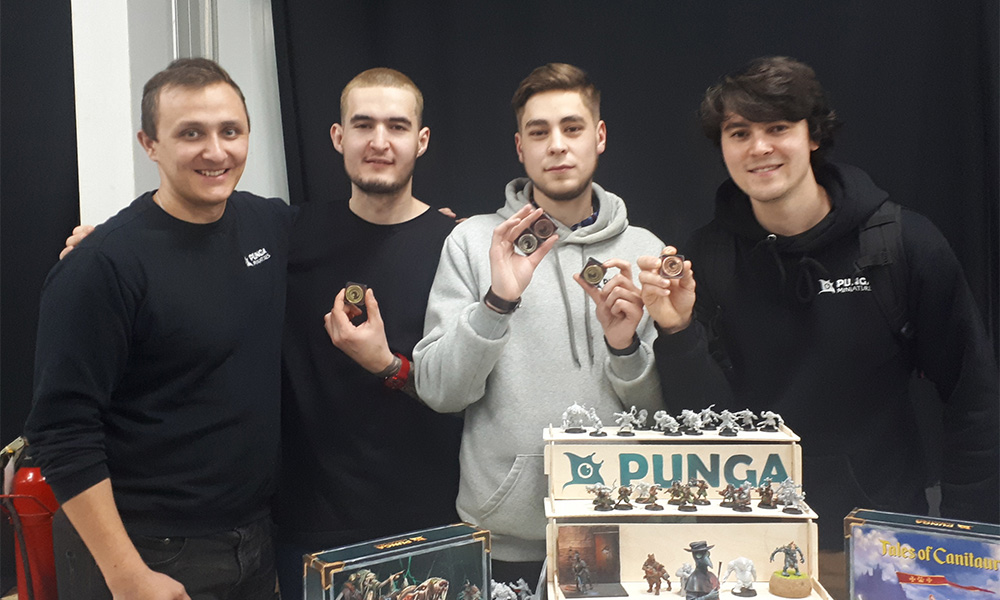 Команда Punga Miniatures на выставке
